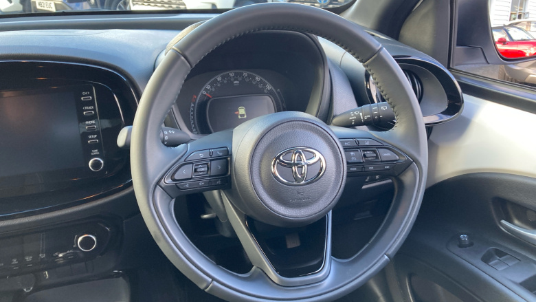 Toyota Aygo X 1.0 VVT-i Edge 5dr Petrol Hatchback